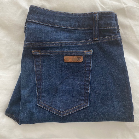 LIKE NEW - JOE’S Skinny Ankle Iconic Jean - Picture 3 of 6